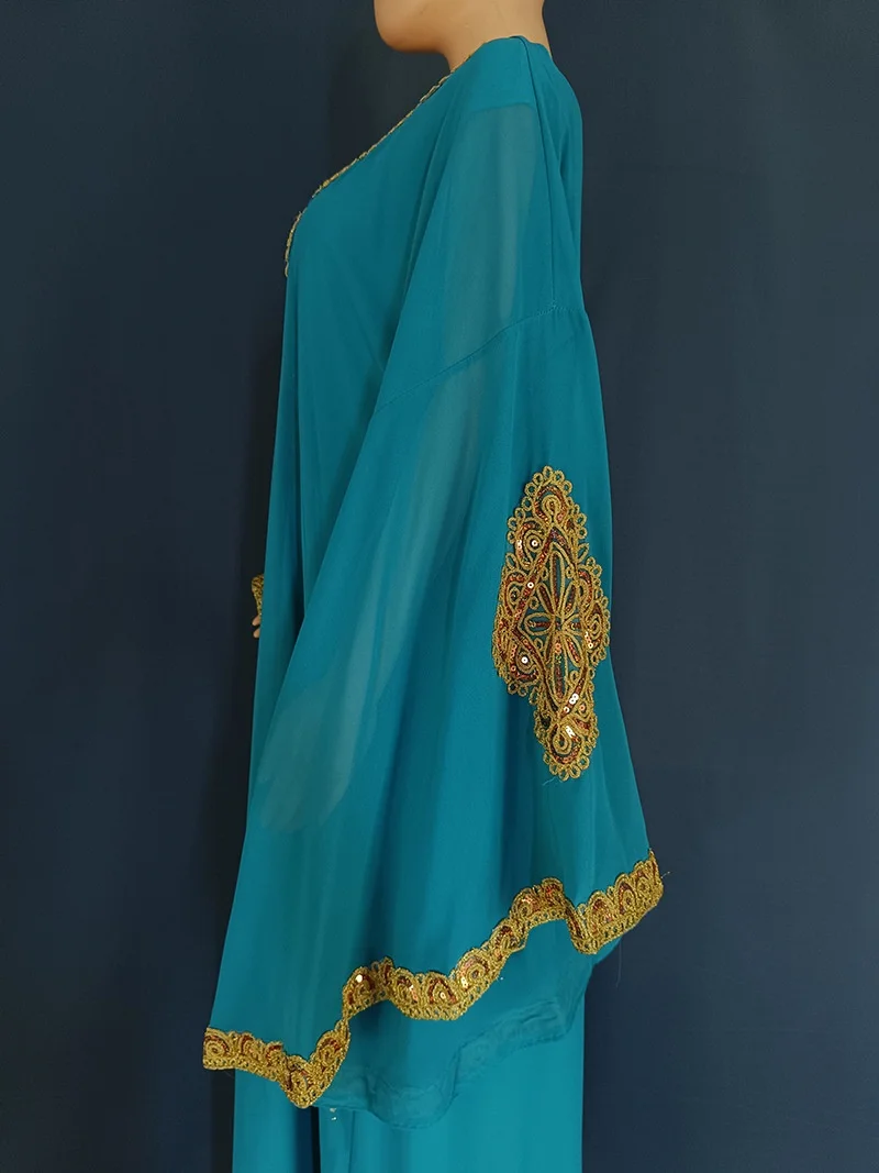 Abaya Traditionnelle et Ethnique, Robe Longue Élégante de Luxe pour Femme Musulmane Grossiste Turquie