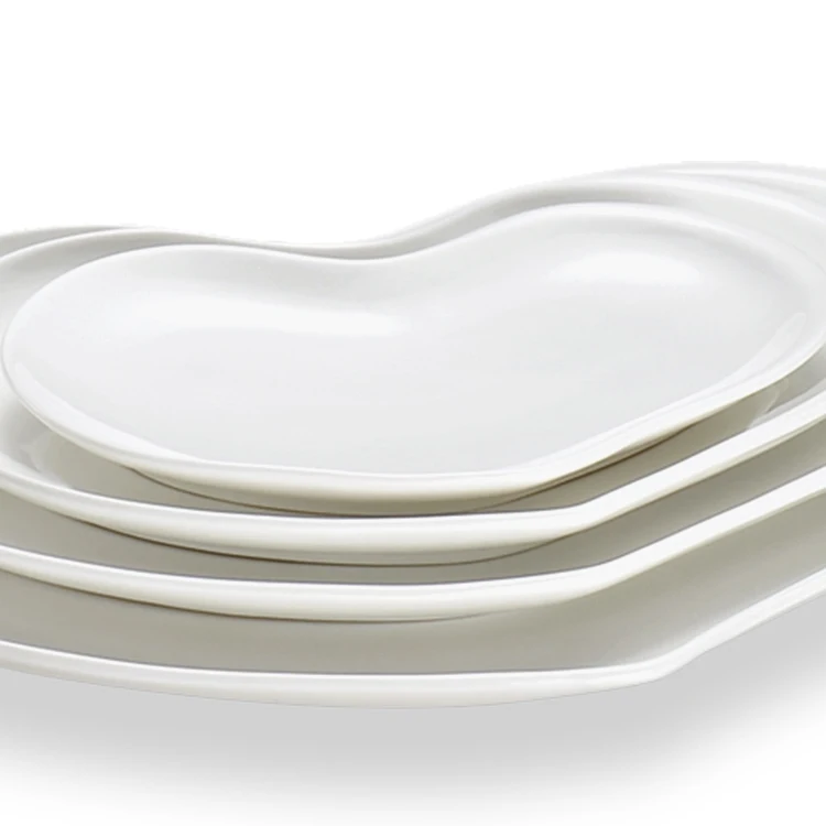 High quality porcelain dinner dish restaurant ceramic white heart shape plate for wedding event