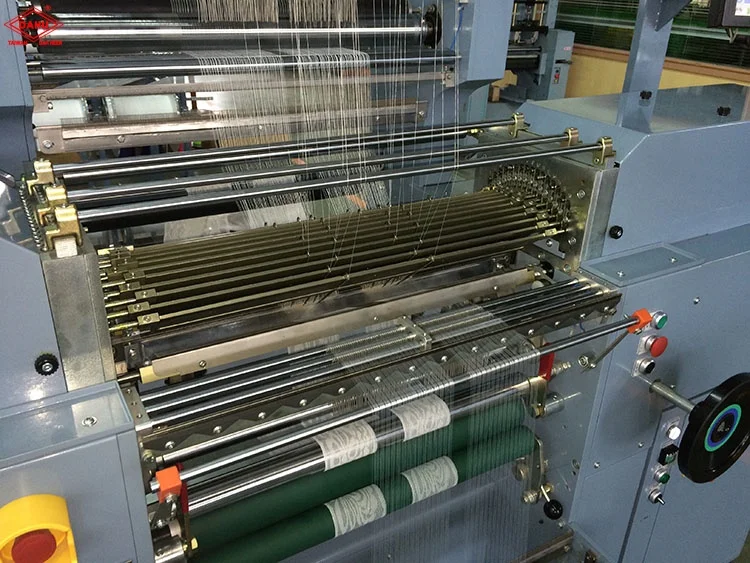AUTOMATIC LACE COROCHET KNITTING MACHINE 04.JPG