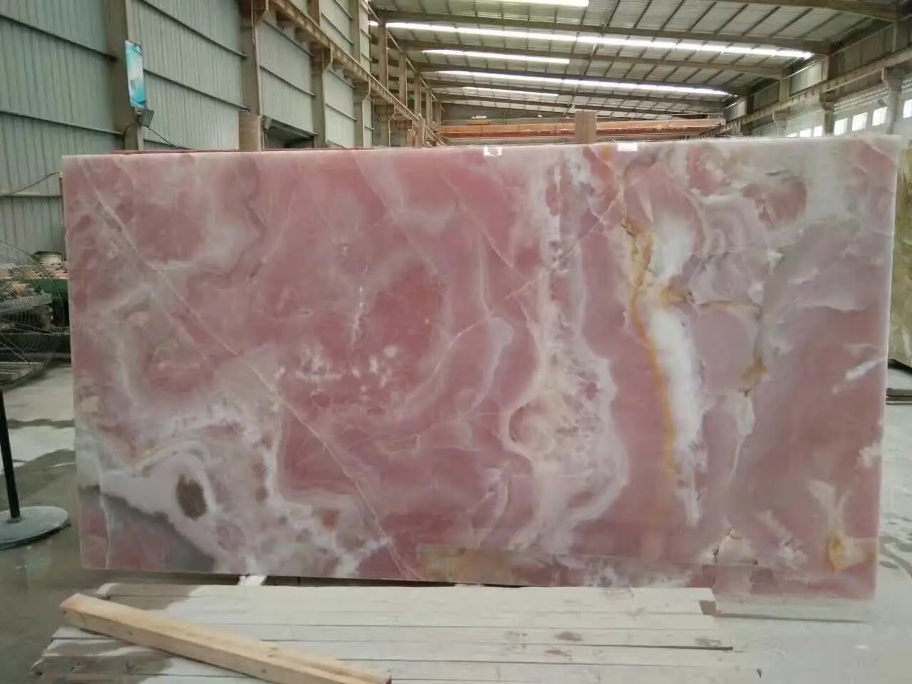 Premium Natural marble factory price pink onyx floor tile