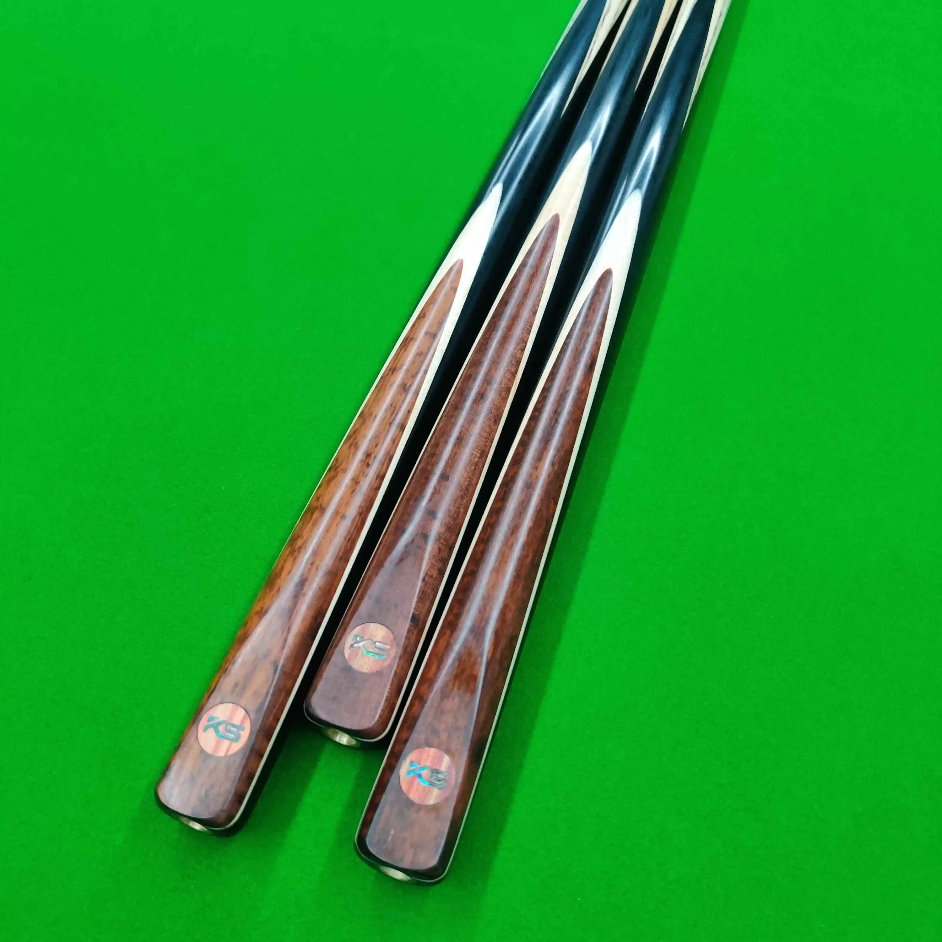 Factory Direct Hight Quality Ash Wood Handmade Billiard Cue Strick 10mm