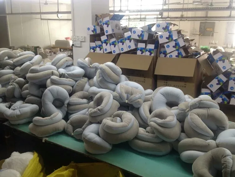        smiling critters dogday