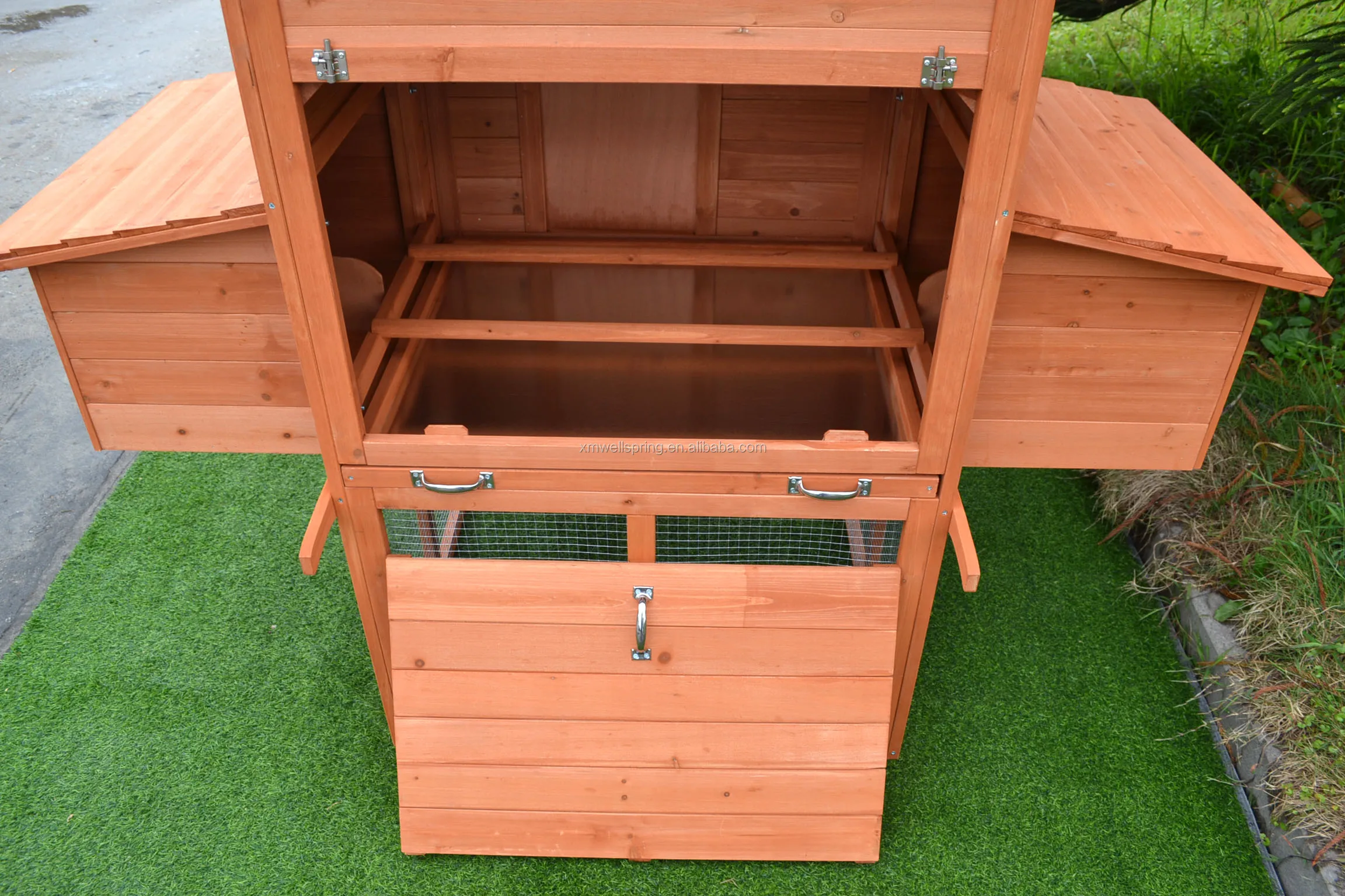 Wooden Chicken Coop Buy Large Run Easy Clean Chicken Coop With Zinc