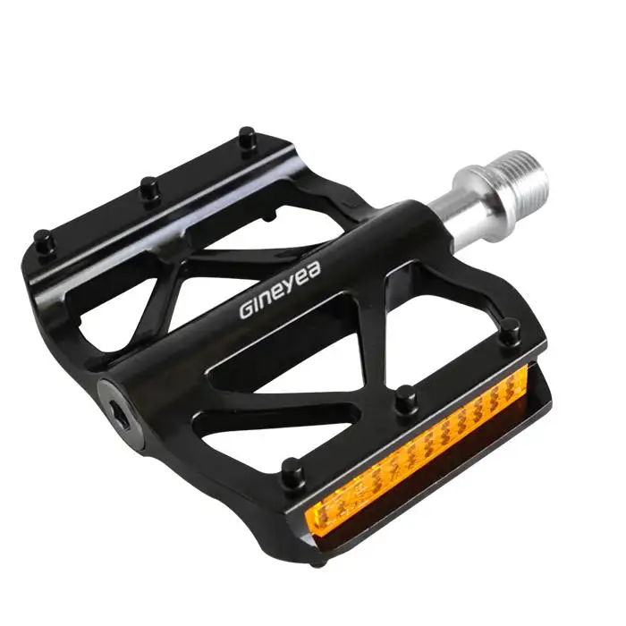 Lowrider Pedals Reflector.