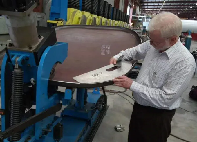 dishend flanging (1)