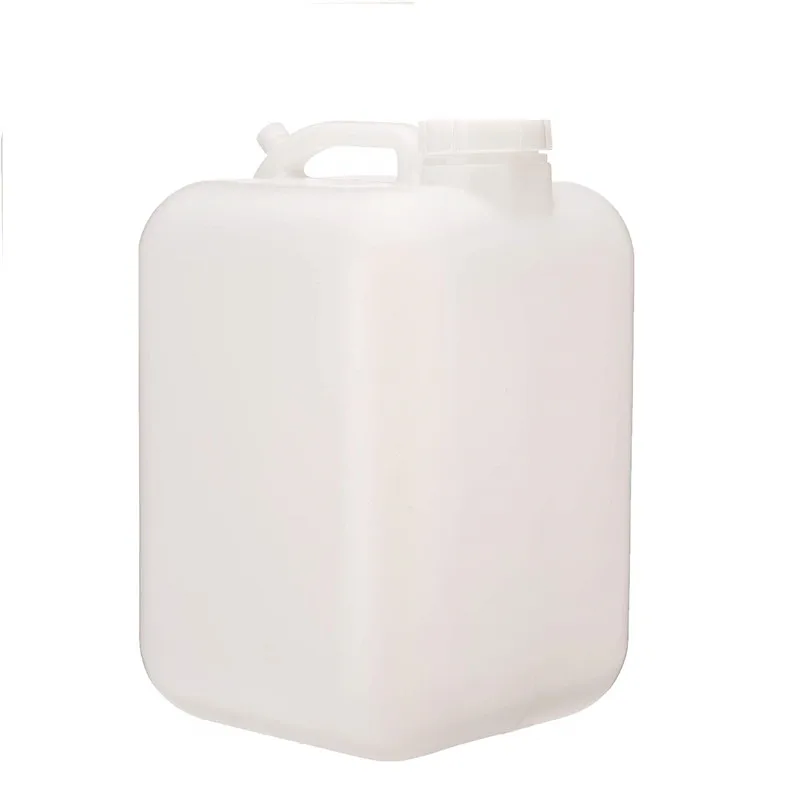 plastic jerry can03.jpg