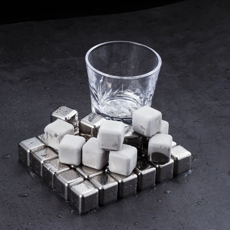 Reusable Frozen Ice Cube Whiskey Stone Gift Set