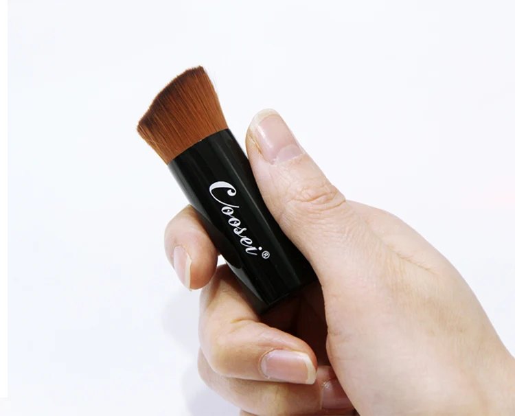 Base-foundation-brush_05.jpg