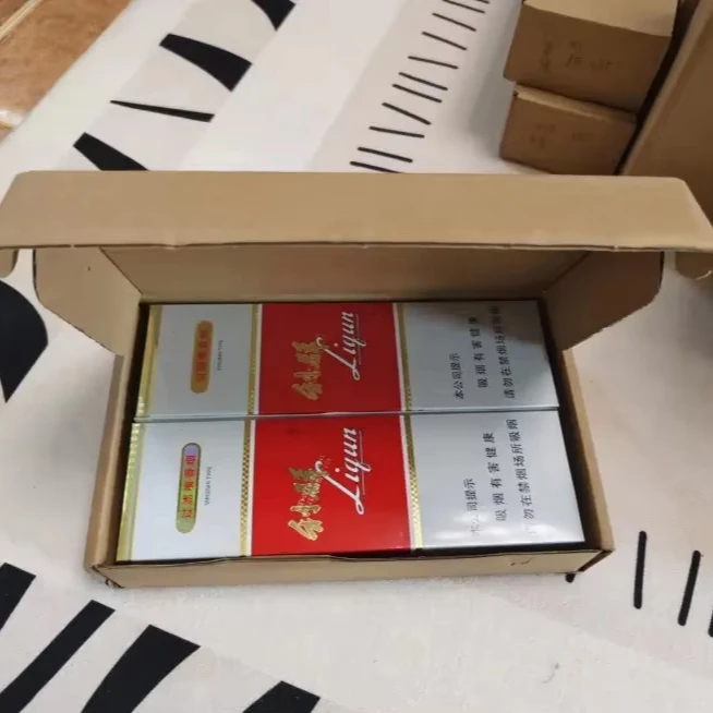 Custom Cigarettes Tobacco Carton Ciggarete for Paper Empty Cigarette Gift  Box Packaging Boxes