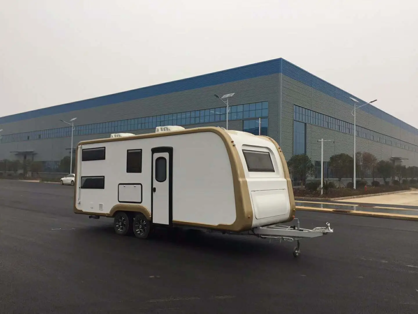 Caravan Travel Trailers Use Off-road Caravans Meet Australia And ...