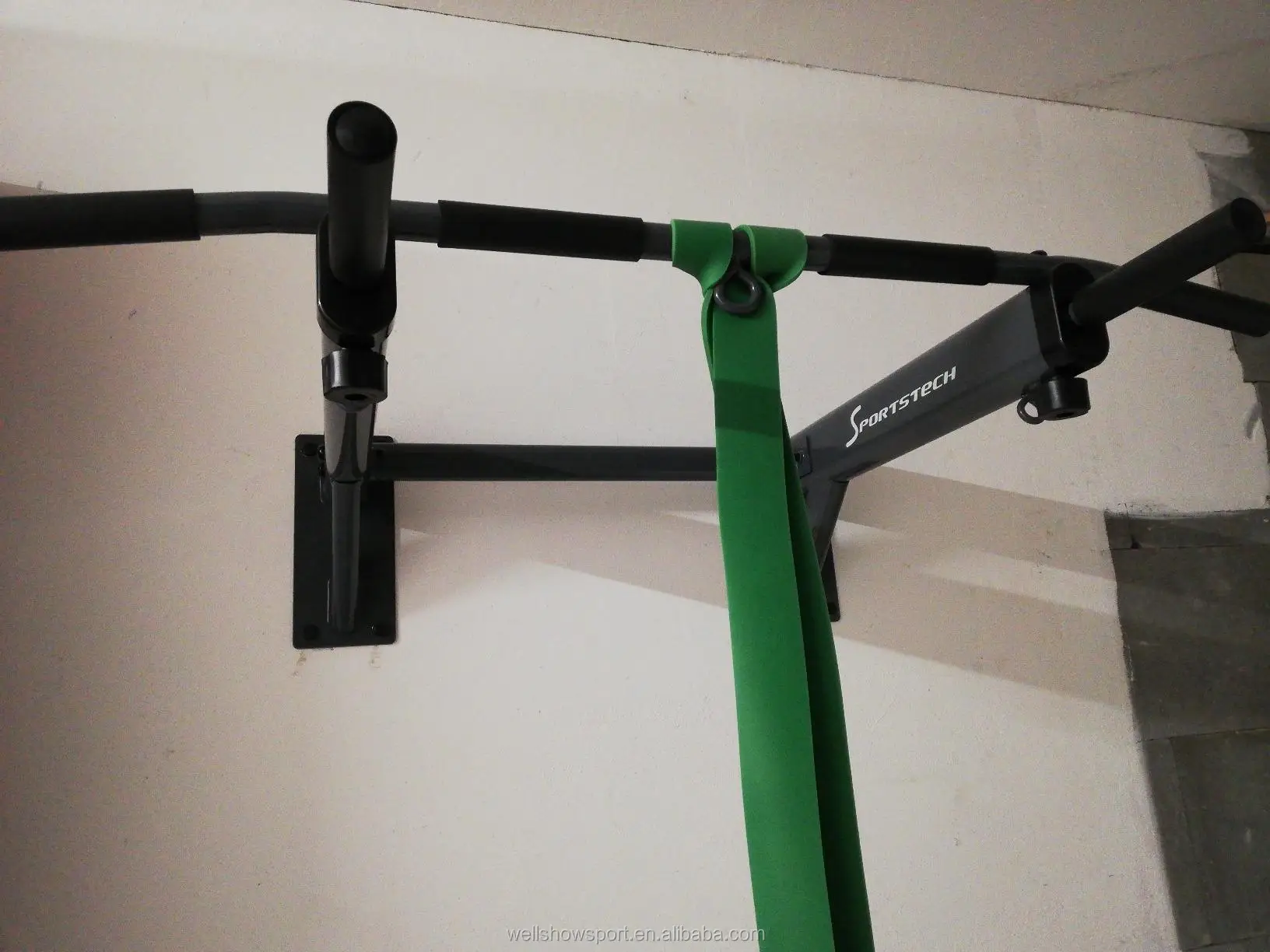 Турник настенный Pull up Bar 900 corength