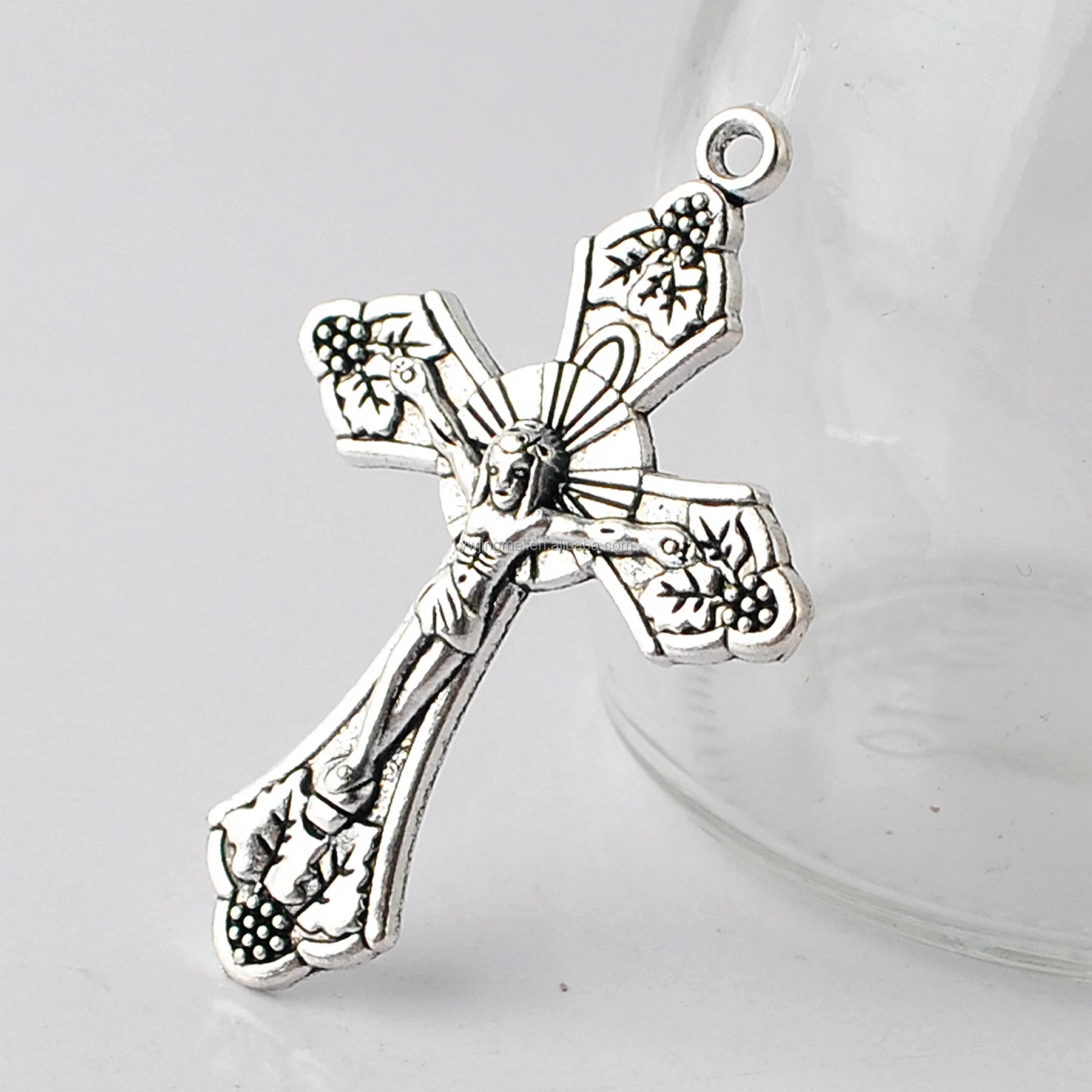 49x 31mm古董镀银天主教十字架和十字架吊坠,带跳环