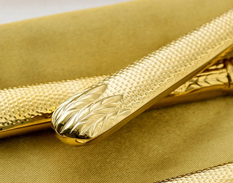 Royal Stainless Steel Flatware Gold Plated Spoons Forks And Knives Cutlery Set For Events