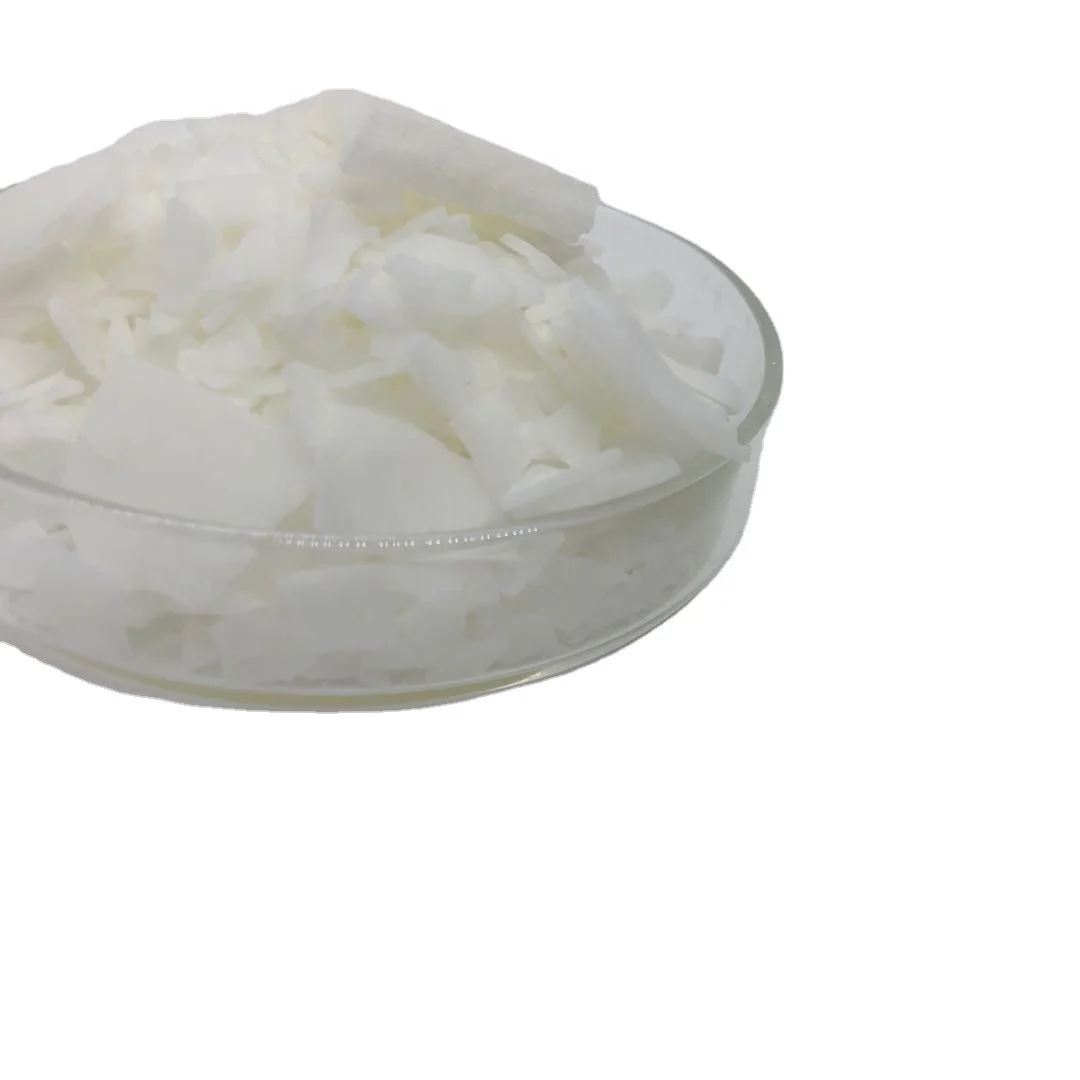 
White flake BTMS50 has good emulsifying property and is suitable for cleaning and care products 