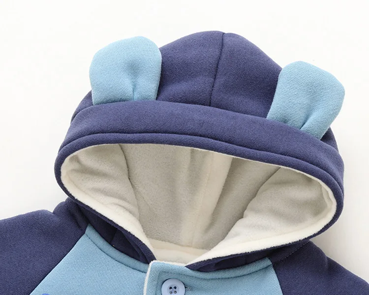 冬季女孩厚厚的保暖外套婴儿外套衣服男孩儿童夹克连帽抓绒婴儿外套