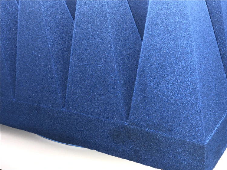 pyramidal acoustic foam