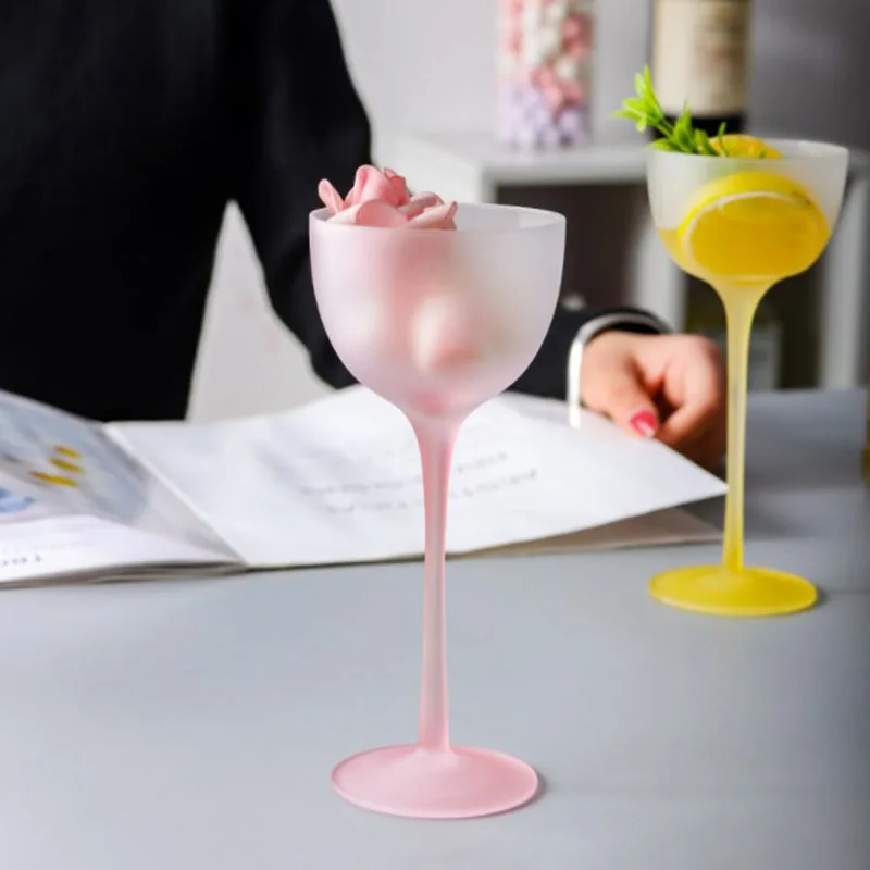 Wholesale Custom Sublimated Vintage Gradient Pink Wine Glasses For Home