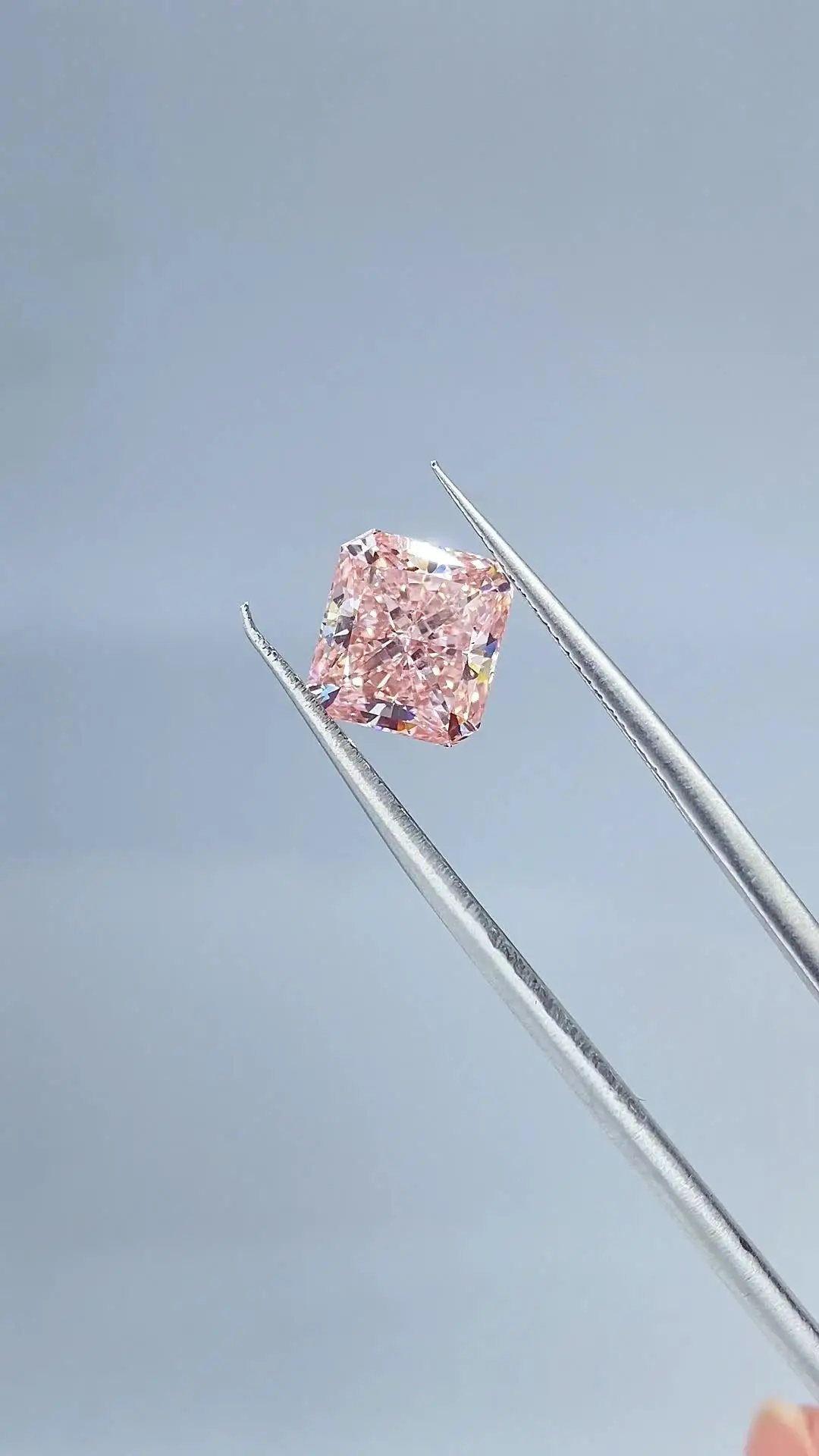 Wholesale custom 2.54 Carats pink radidant cut VS1 lab grown