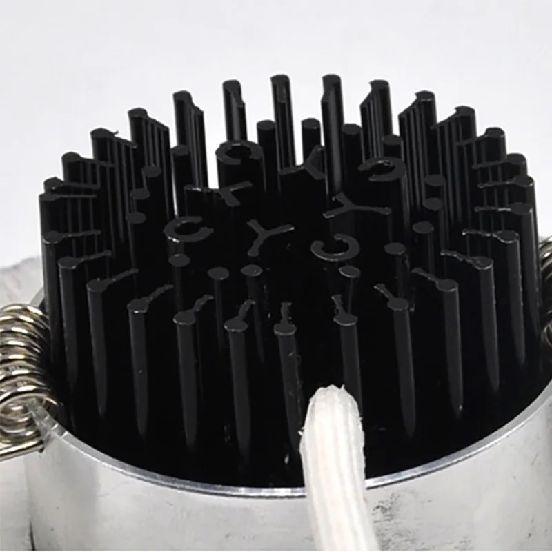 Wholesale China Adjustable 7W 15W 20W 30W 40W Recessed CRI90 Dimmable Anti Glare Led Downlights For Housing Hotel l Down Lights