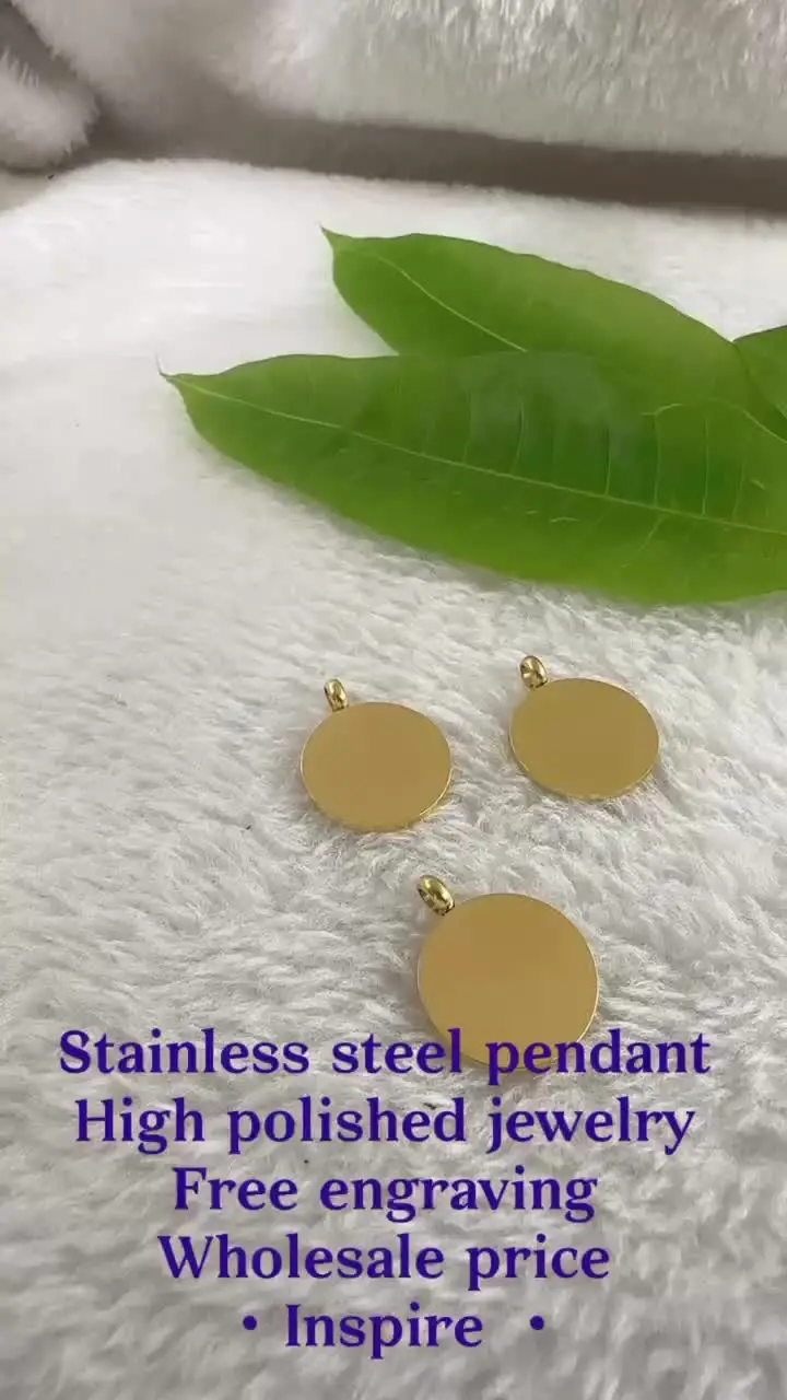 哈登前女友系白色裤腰带出街照片，露出内裤！臀部曲线夸张_搜狐网, image size:720x1280