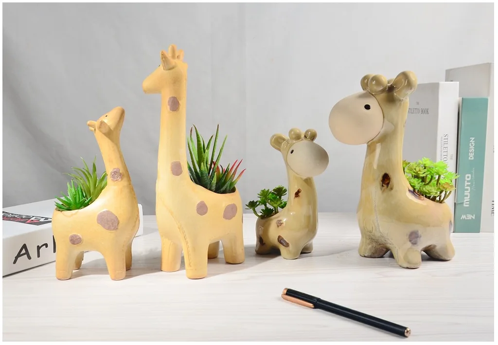 Handmade Giraffe Figured Flowerpot