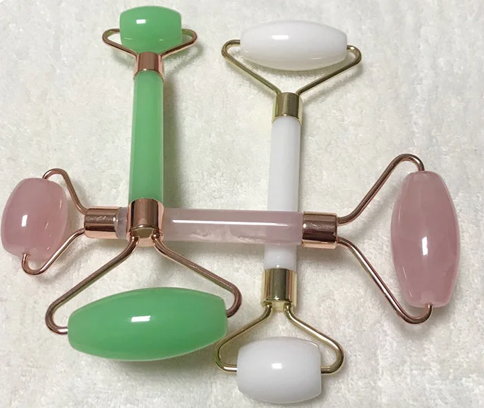jade roller-2.png