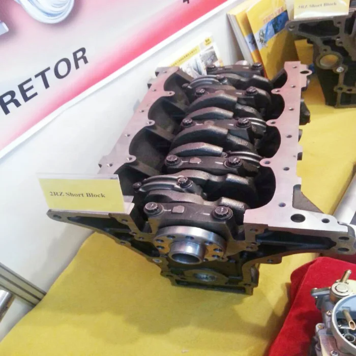 For Toyota Hiace Hilux 2rz 1rz Engine 2rz 1rz Short Block Motor For