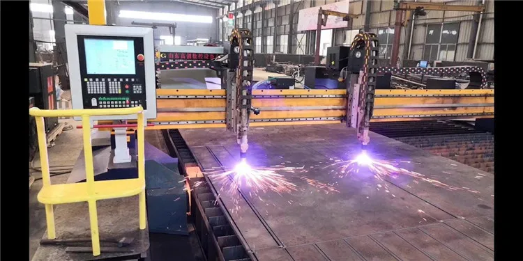 Gantry type CNC plasma flame cutter machine metal cutting machine huayuan power source glk200