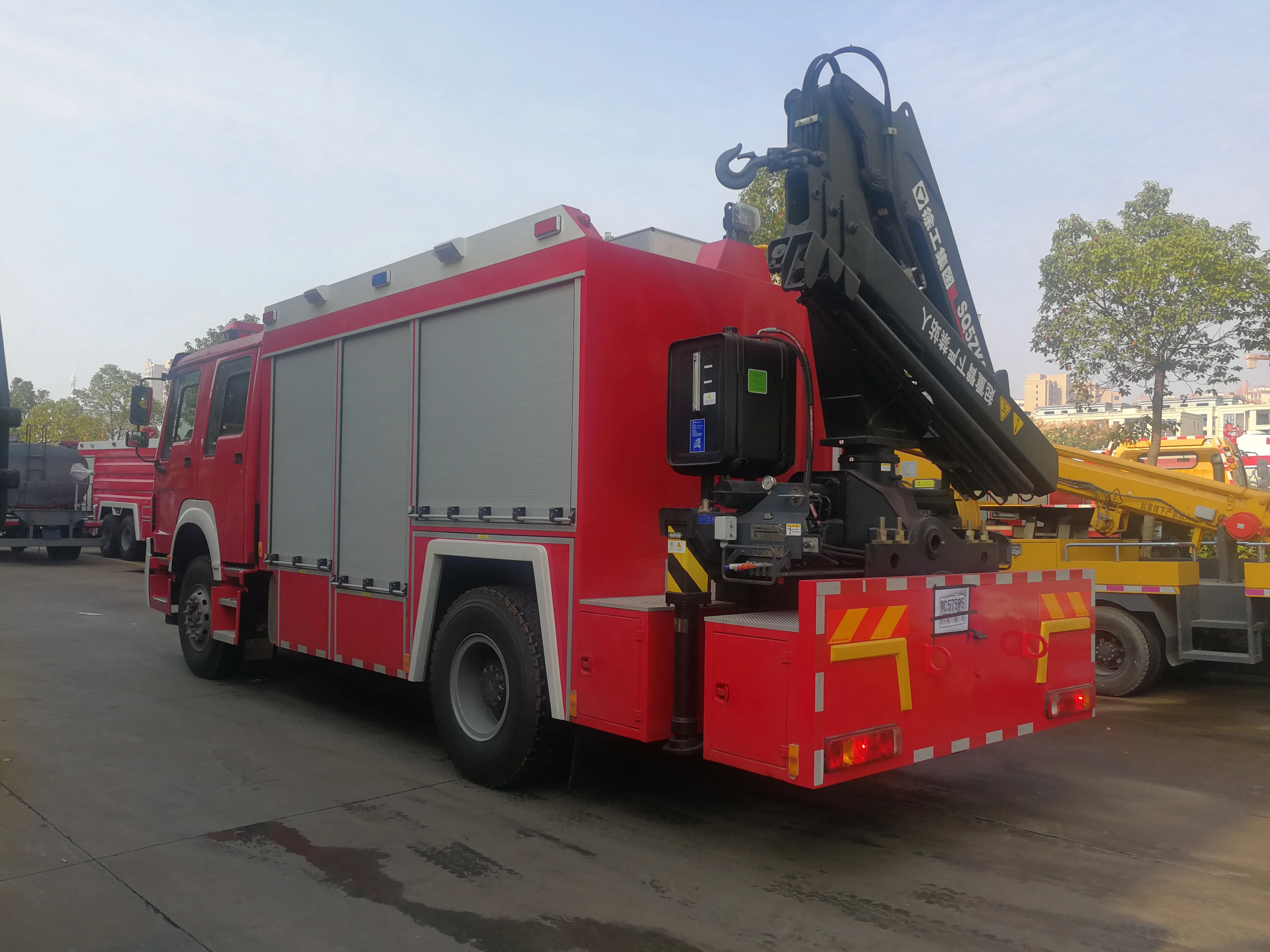 机场消防车制造商