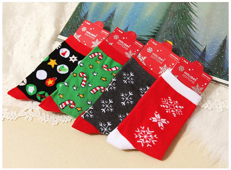 Wholesale Hot Sale Cotton Women Christmas Socks Cheap Cute New Year Red Socks