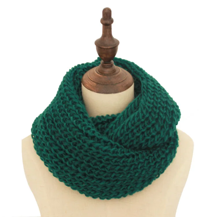 blue green knit scarf.jpg