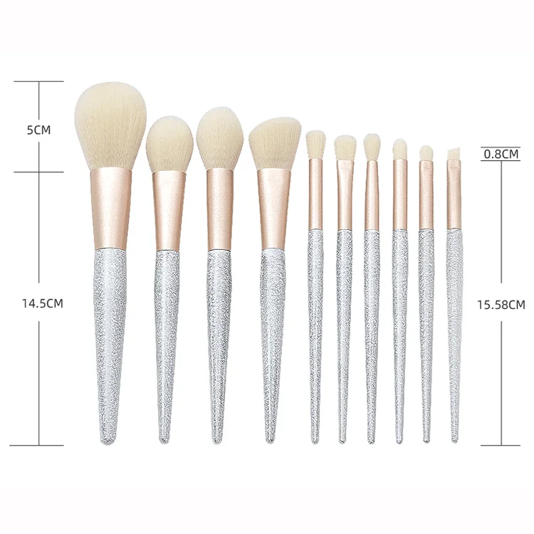 cosmetic brush (1).png