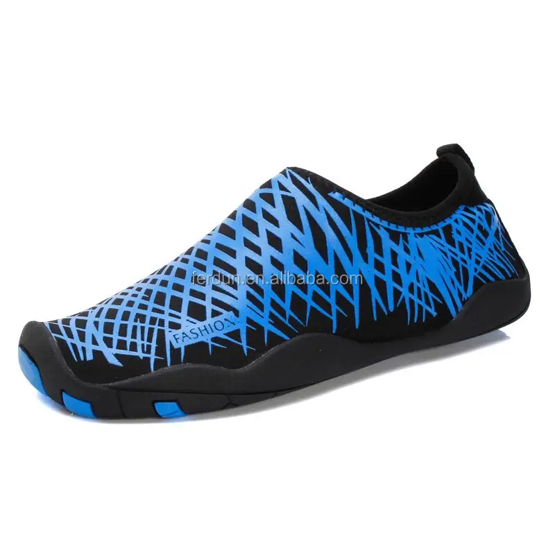 nike adult water shoes