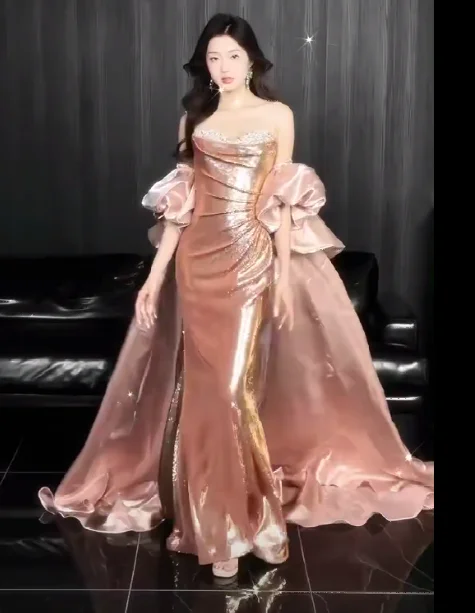 champagne colour formal dress S2993L Champagne-colored Halter-neck Fairy-like Long Sparkling Rhinestones and Gold Accents a Stunning Evening Dress Color:Blue Nickel Check Dress for Success: A september-preview With sleeves The Manhattan Slip Formal