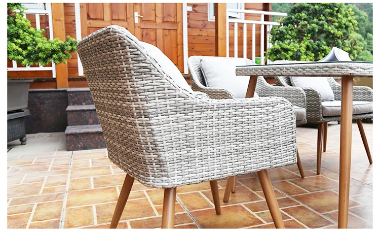 Fashion Design Garden Furniture Rattan Table Chair Outdoor Dining Set