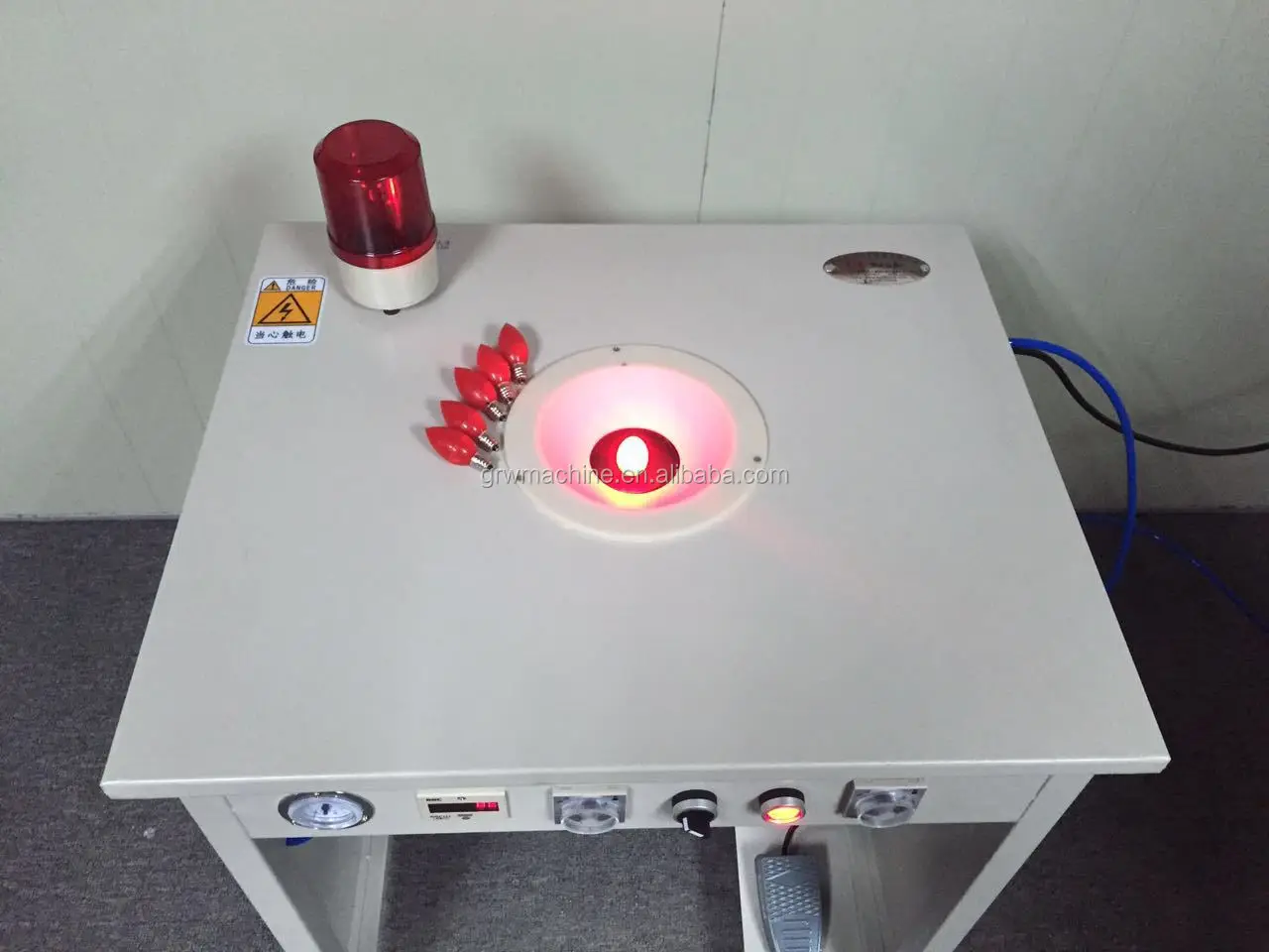 bulb machine (4).jpg