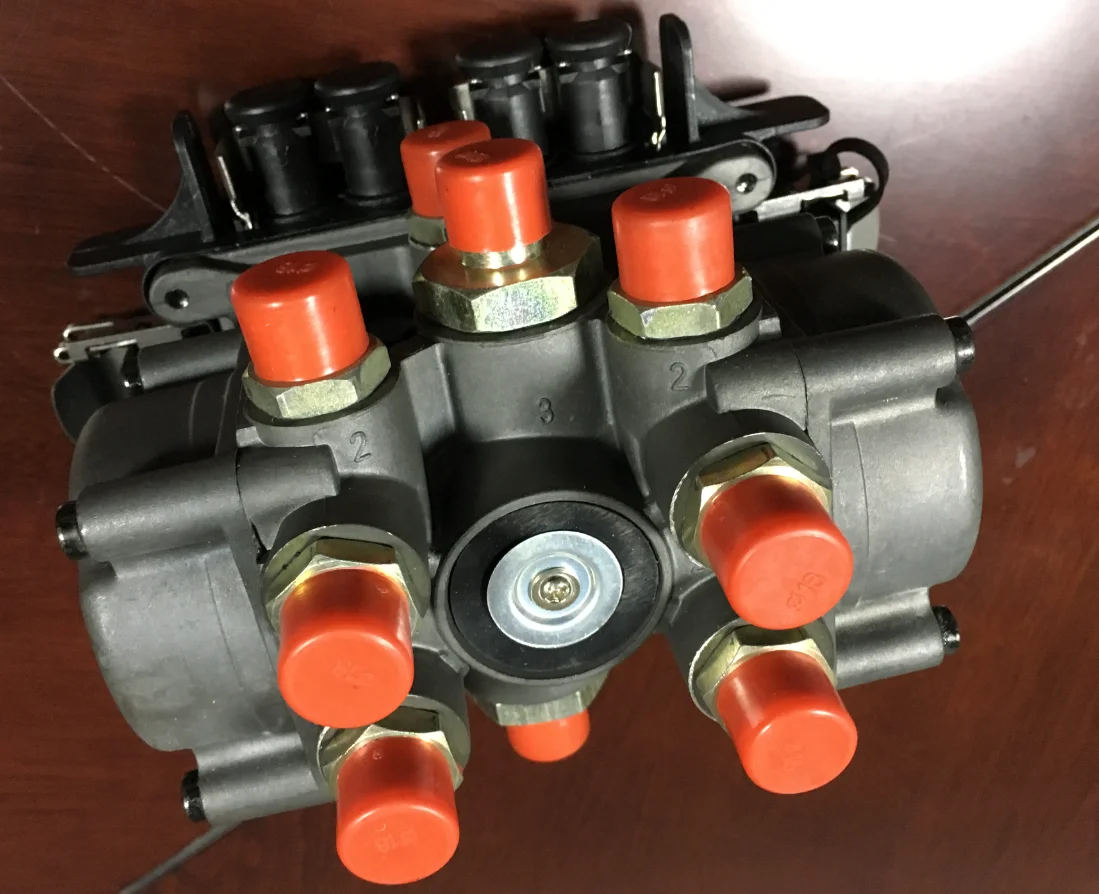 product vit u truck parts trailer control valve 4005000810 1519383  wa4005000810 1932575-2