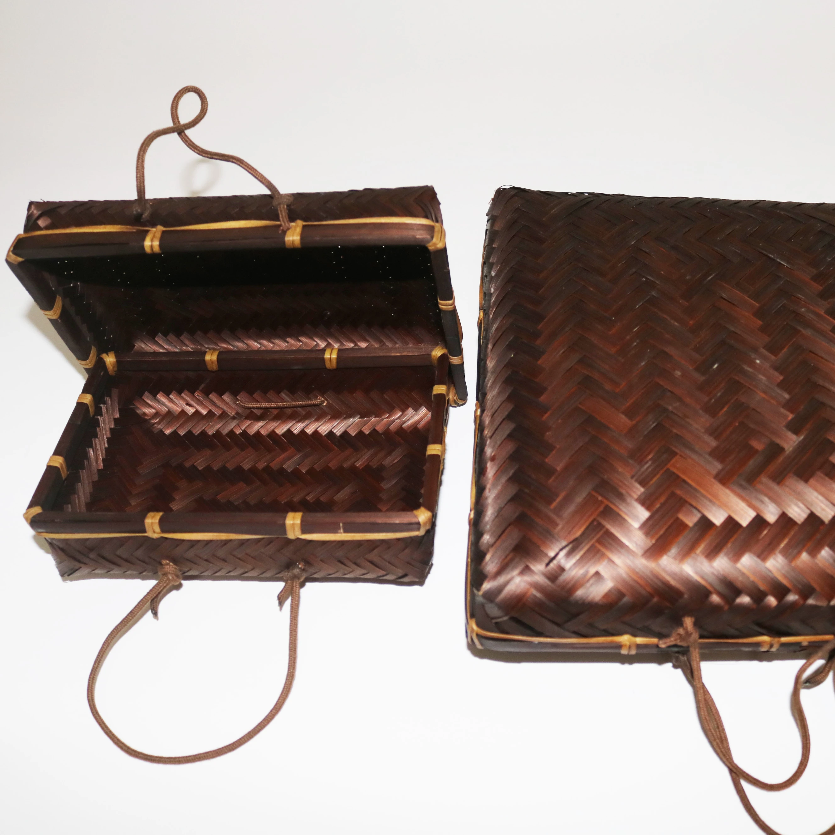 
Factory price bamboo hand bag suitcase for short traveling 