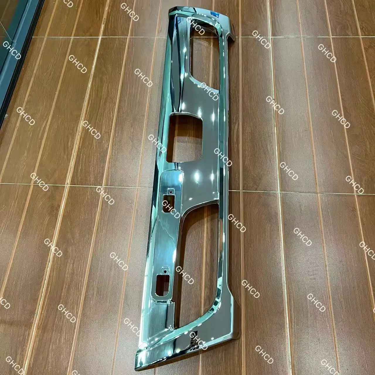 narrow isuzu mitsubishi nissan made plastic-1