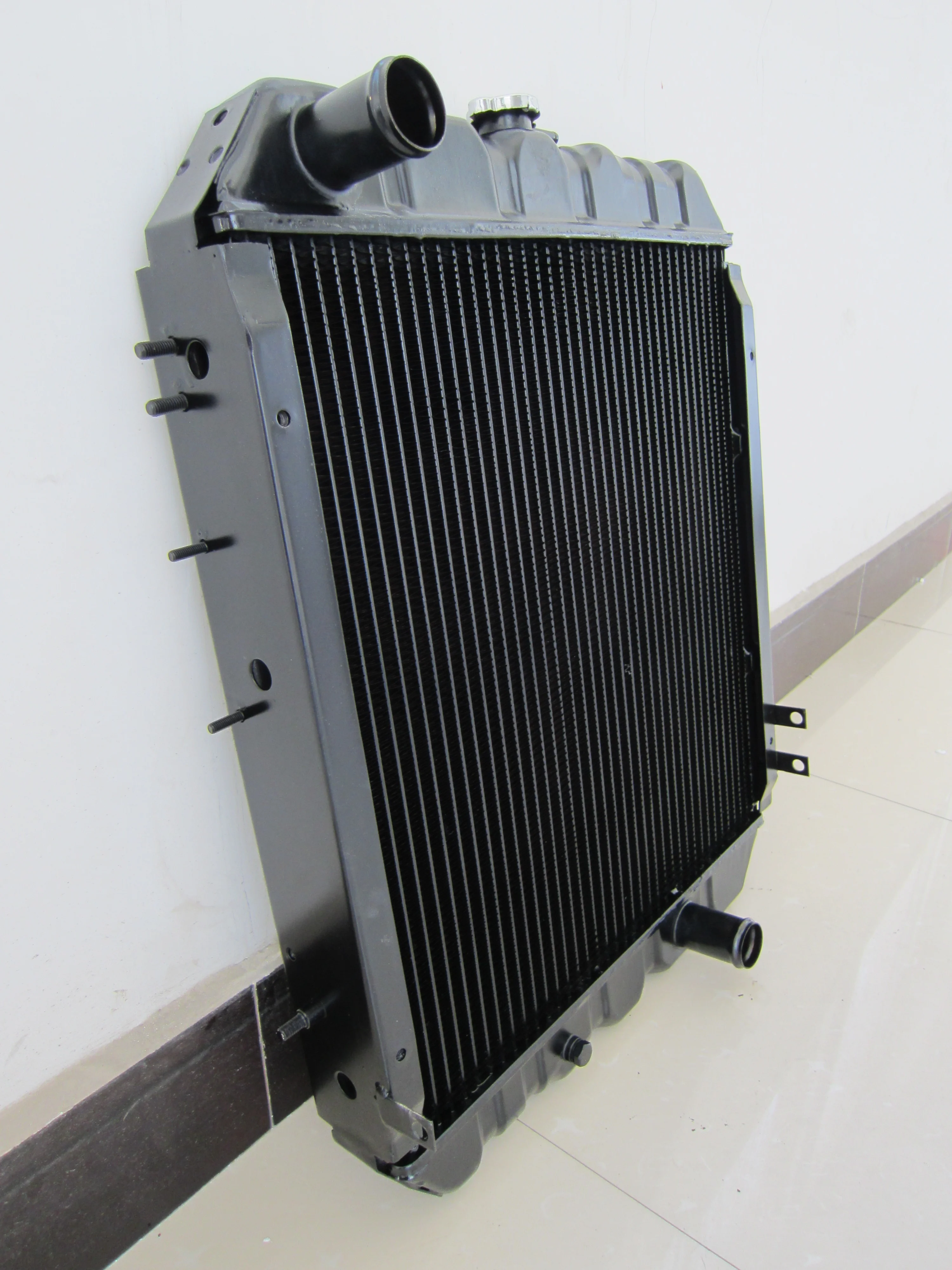 Radiador de cobre para MITSUBISHI 4d35 MC127000 ME299316 Mc111555 ...