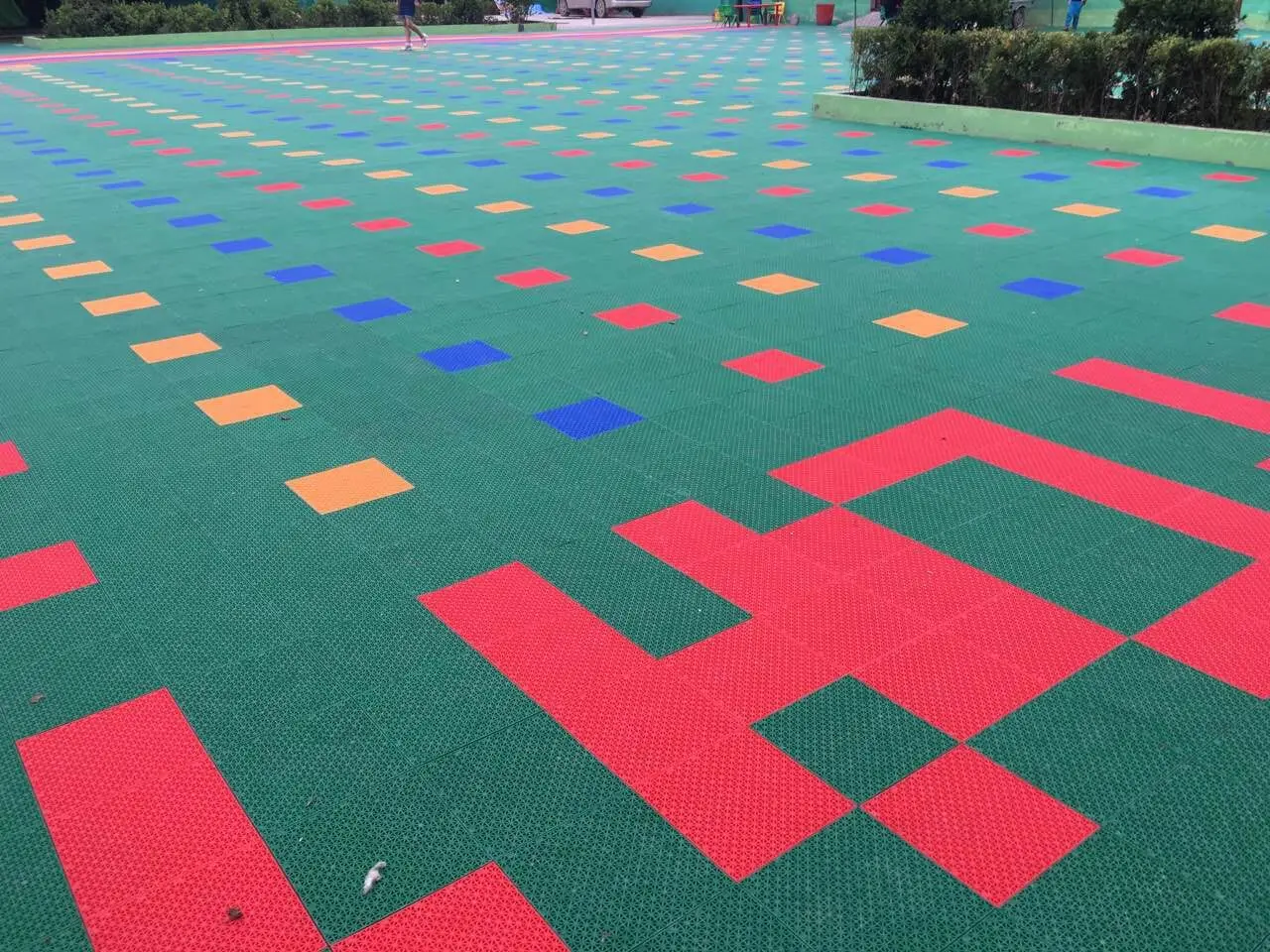 High Quality Outdoor Interlocking Plastic Sport Floor Tiles Portable
