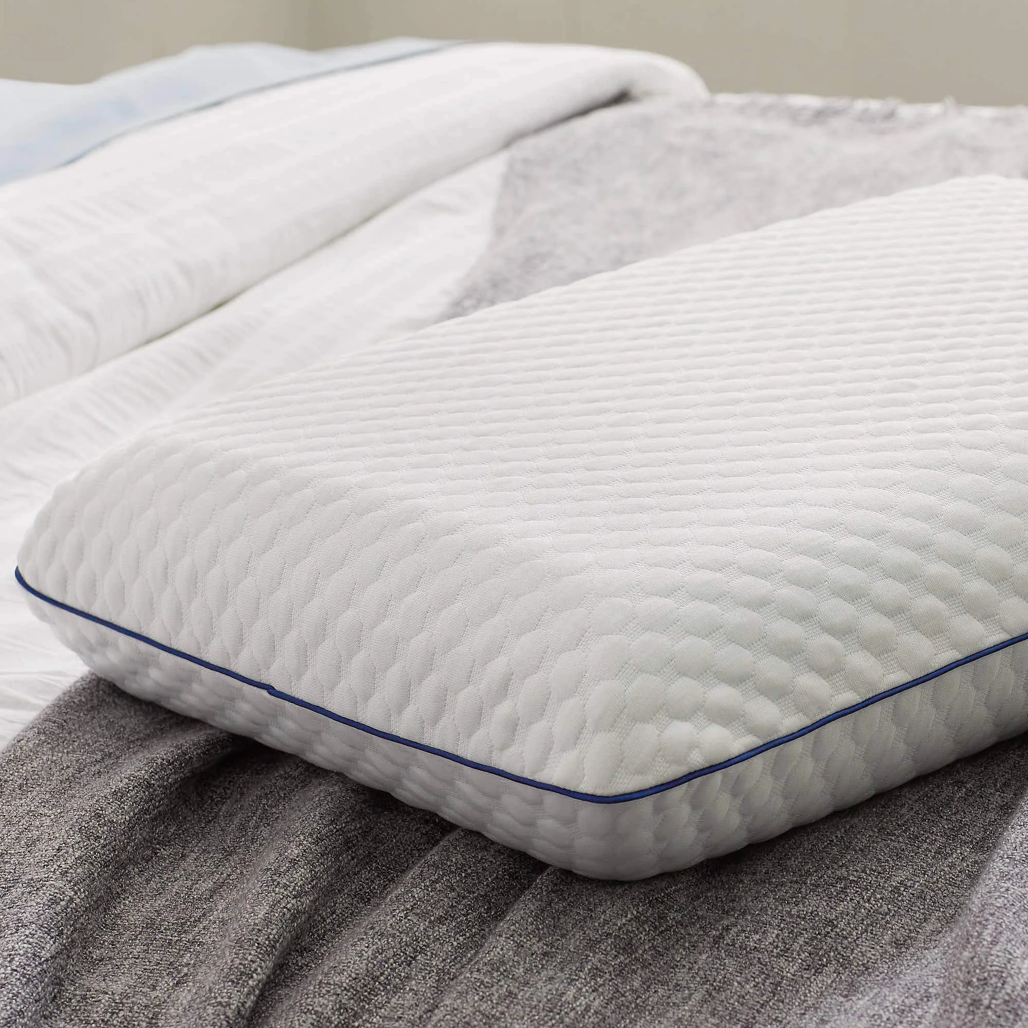 Factory Price Top Seller Oem Bed Pillows Ergonomic Orthopedic Cervical