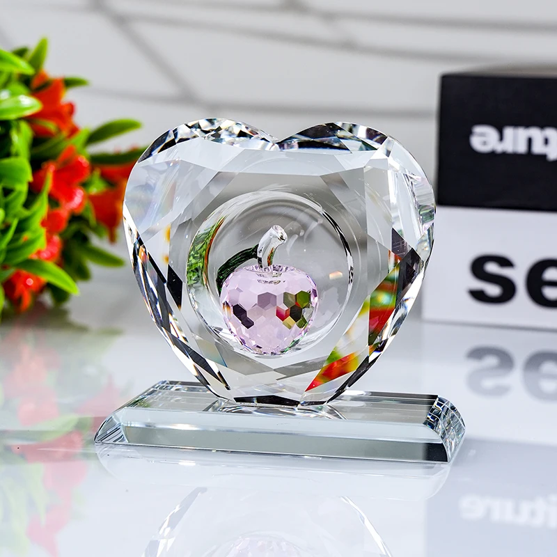 Small Crystal Glass Heart & Apple Model Polished Craft for Love Souvenir Birthday & Wedding Decor K9 Model details