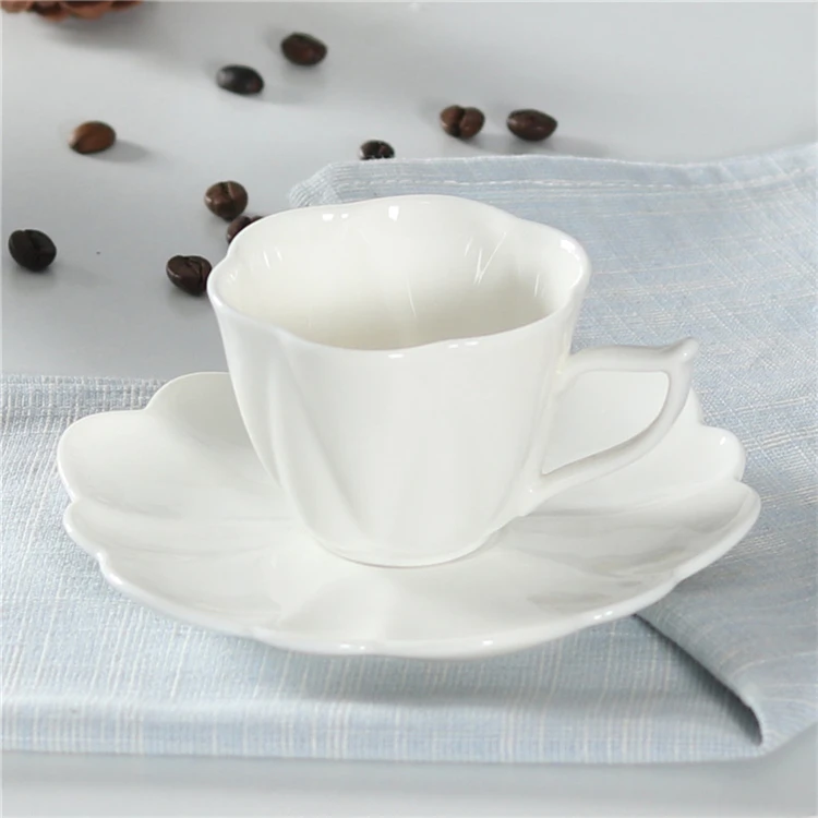 High quality modern design porcelain tea cups customized ceramic coffee cup with saucer.JPG