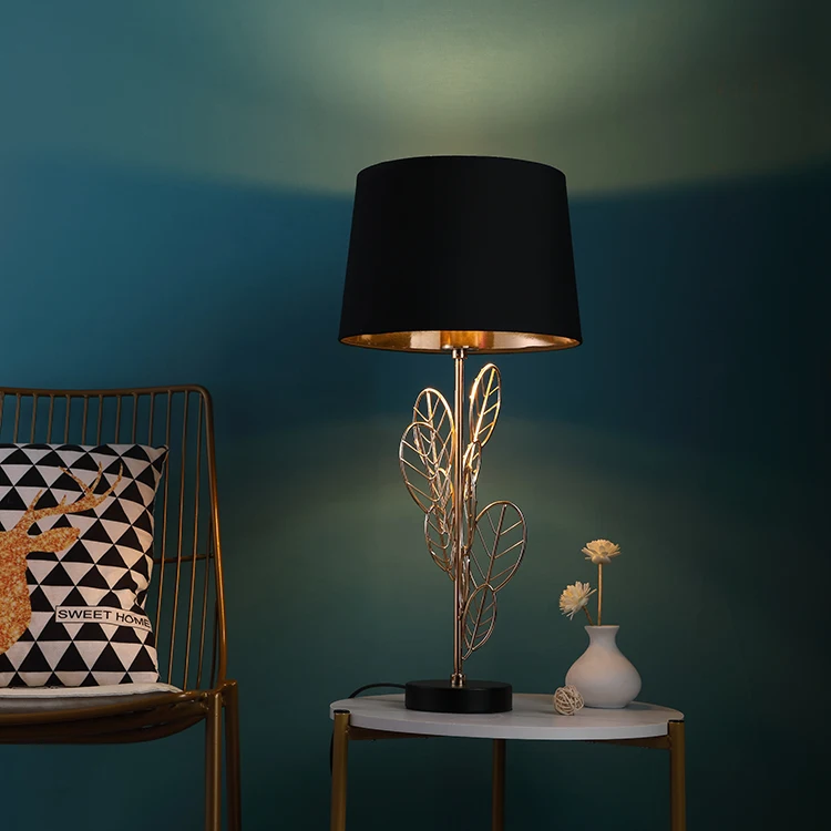 European modern design creative leaf shape iron material luxury gold table lamps for hotel home decor.jpg