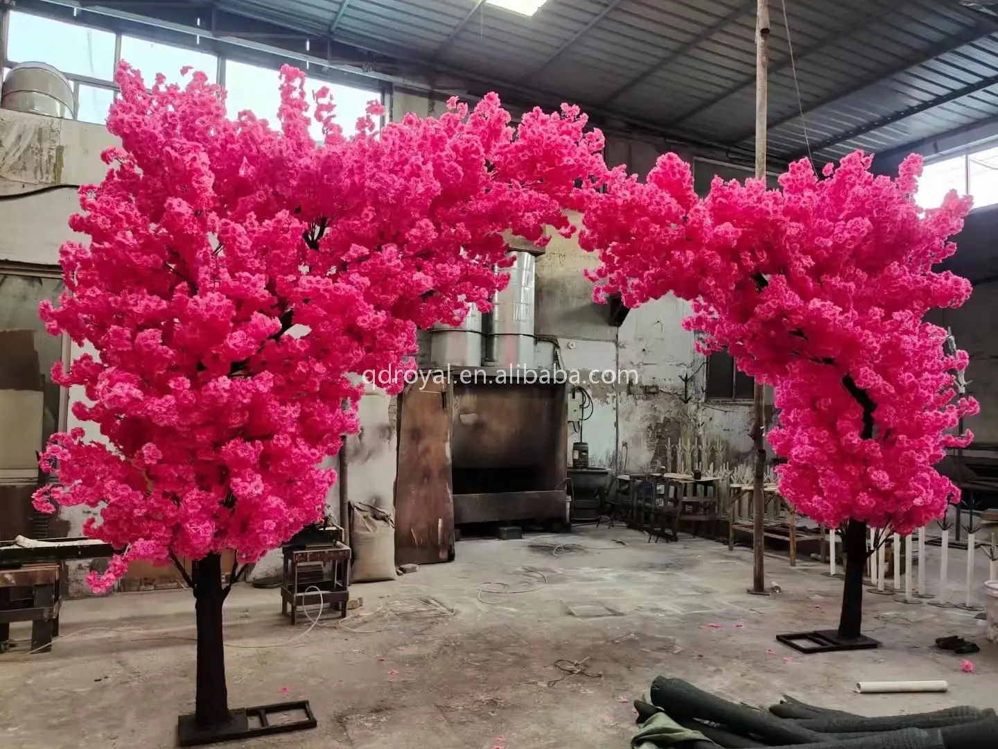 New Pink Indoor Tree Trunk Dense Tree Artificial Plants Wedding Table