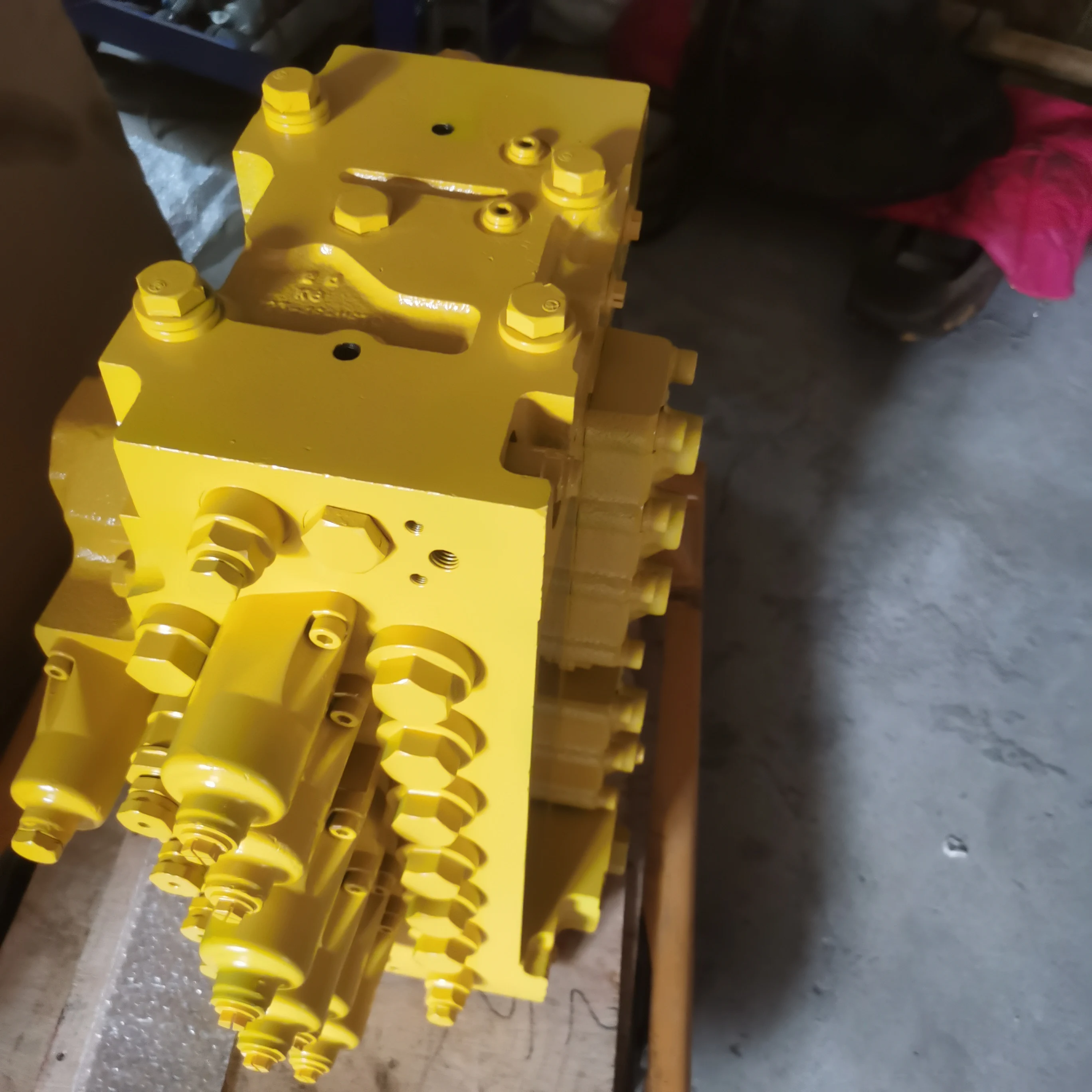 Grader Hydraulic Pump Motor 708-7s-00820 708-7s-00720 708-7s-00350 708 ...