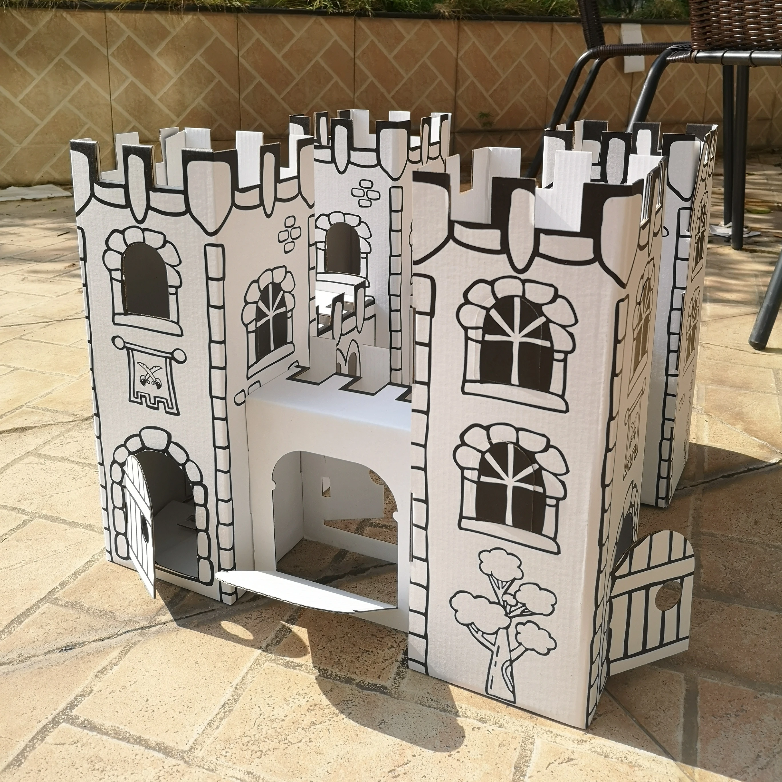 color your own cardboard playhouse