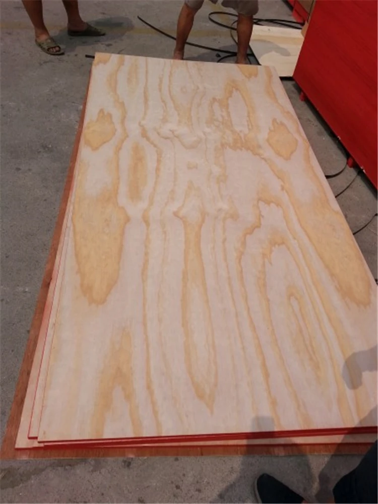 China Factory FSC Certified Radiata Pine Plywood for Furniture Grade
