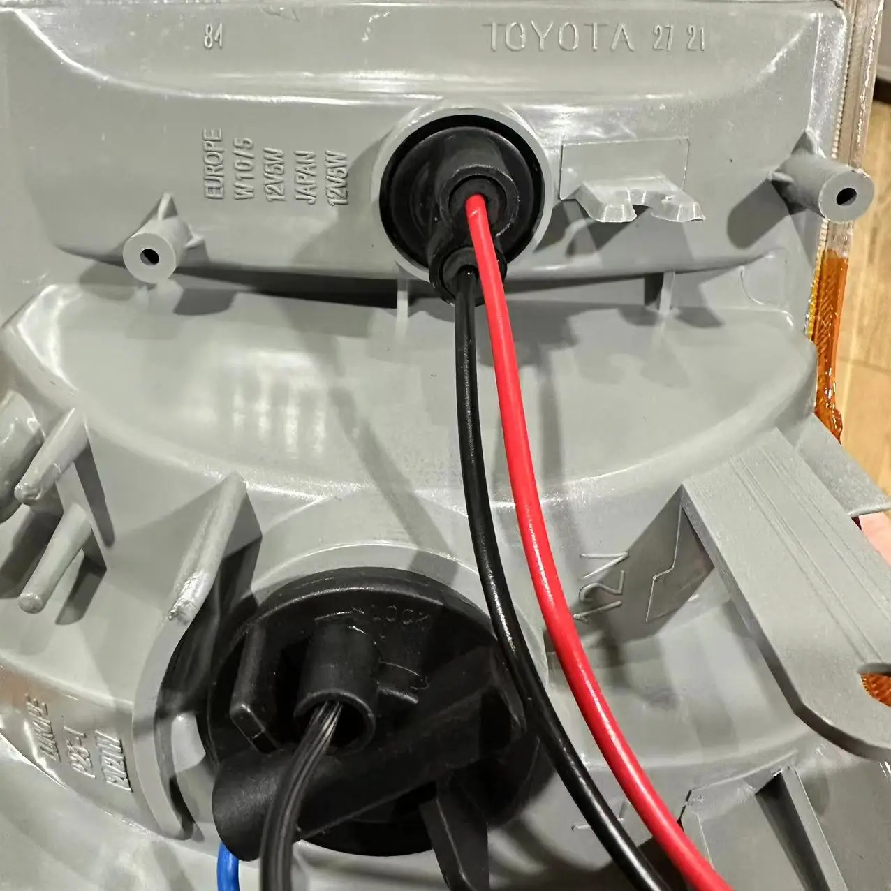 Toyot  Liteace Truck Corner Lamp ,year 1987-1995 manufacture